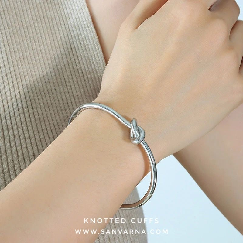 Knotted Cuffs