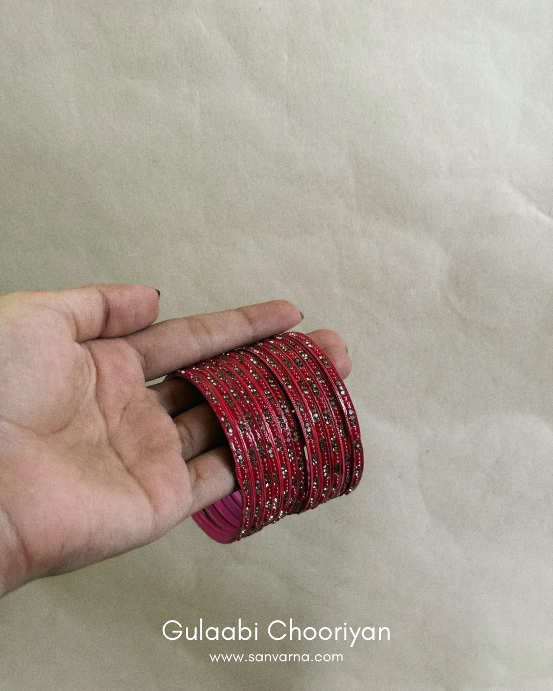 Gulabi Chooriyan